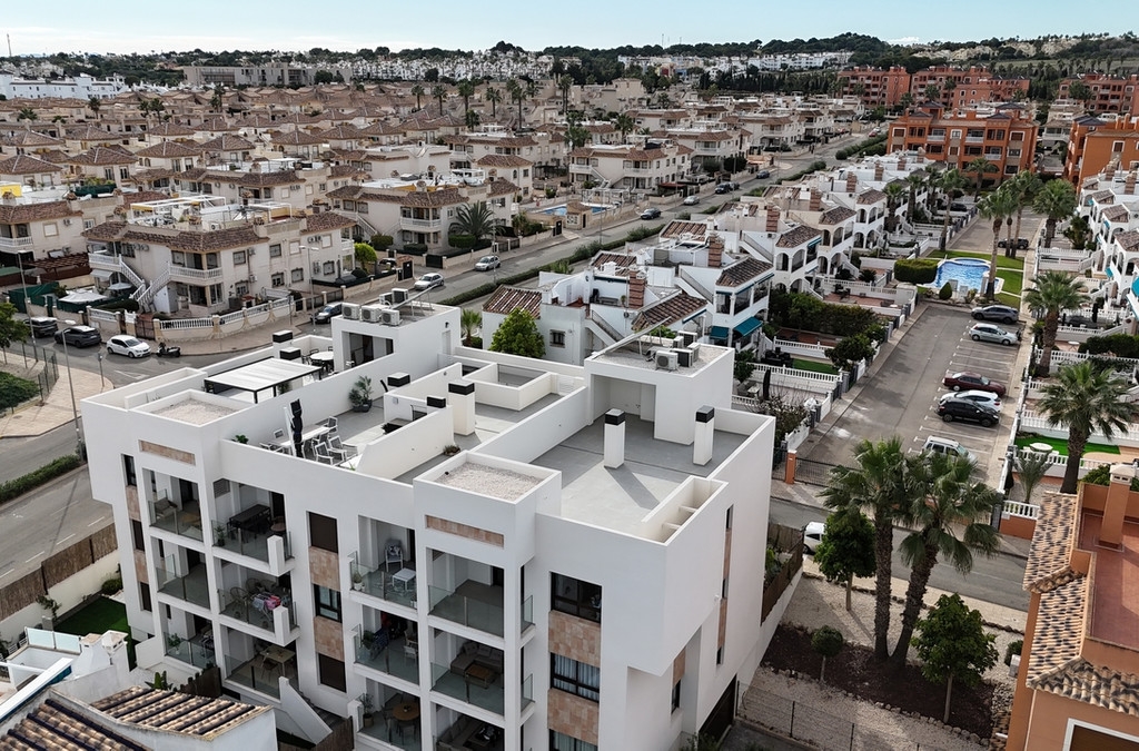 2 Bedroom 2 Bathroom Apartment - Penthouse in Orihuela