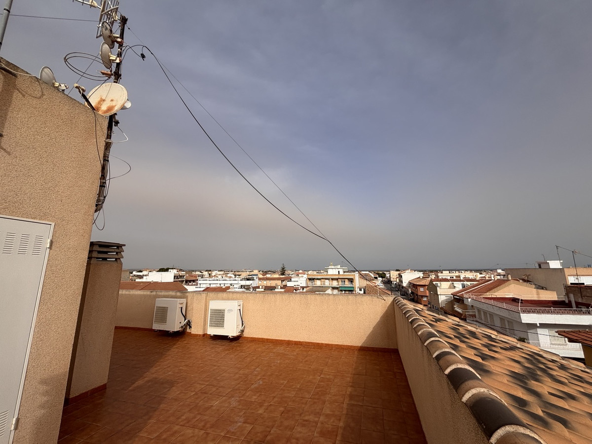 For sale - 2 Bedroom 1 Bathroom Apartment - Middle Floor Apartment in San Pedro del Pinatar - Lo Pagan  - Murcia