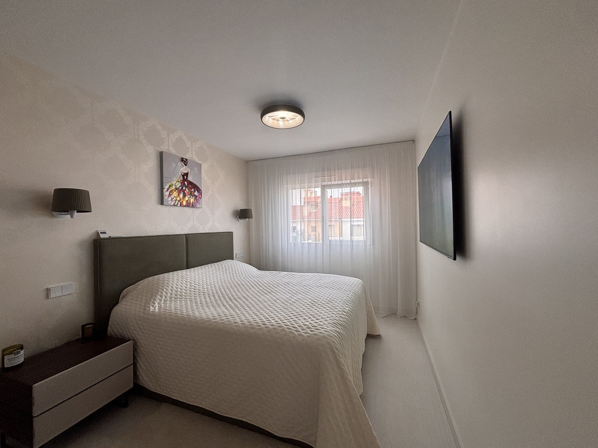 For sale - 2 Bedroom 1 Bathroom Apartment - Middle Floor Apartment in San Pedro del Pinatar - Lo Pagan  - Murcia