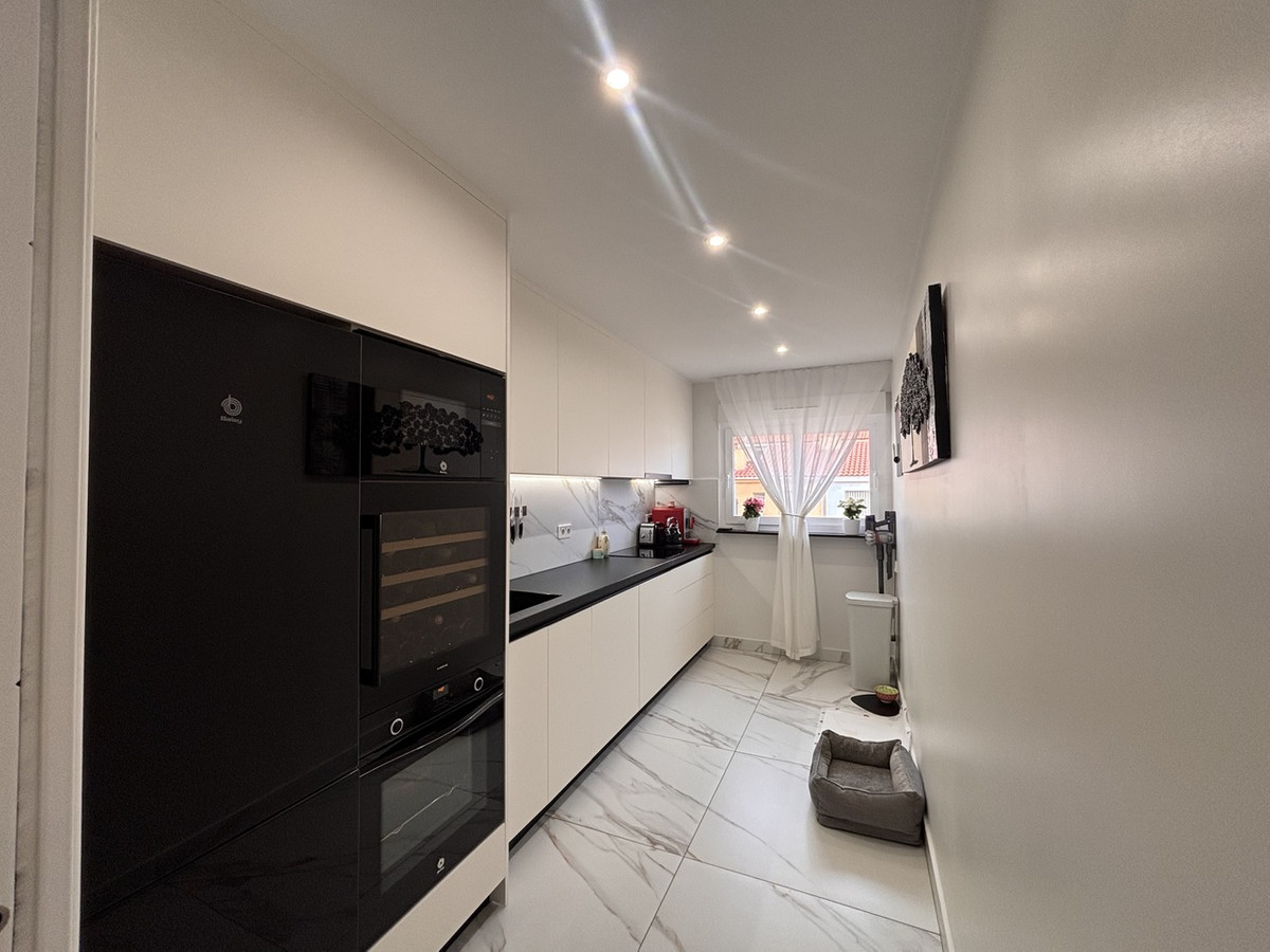 For sale - 2 Bedroom 1 Bathroom Apartment - Middle Floor Apartment in San Pedro del Pinatar - Lo Pagan  - Murcia