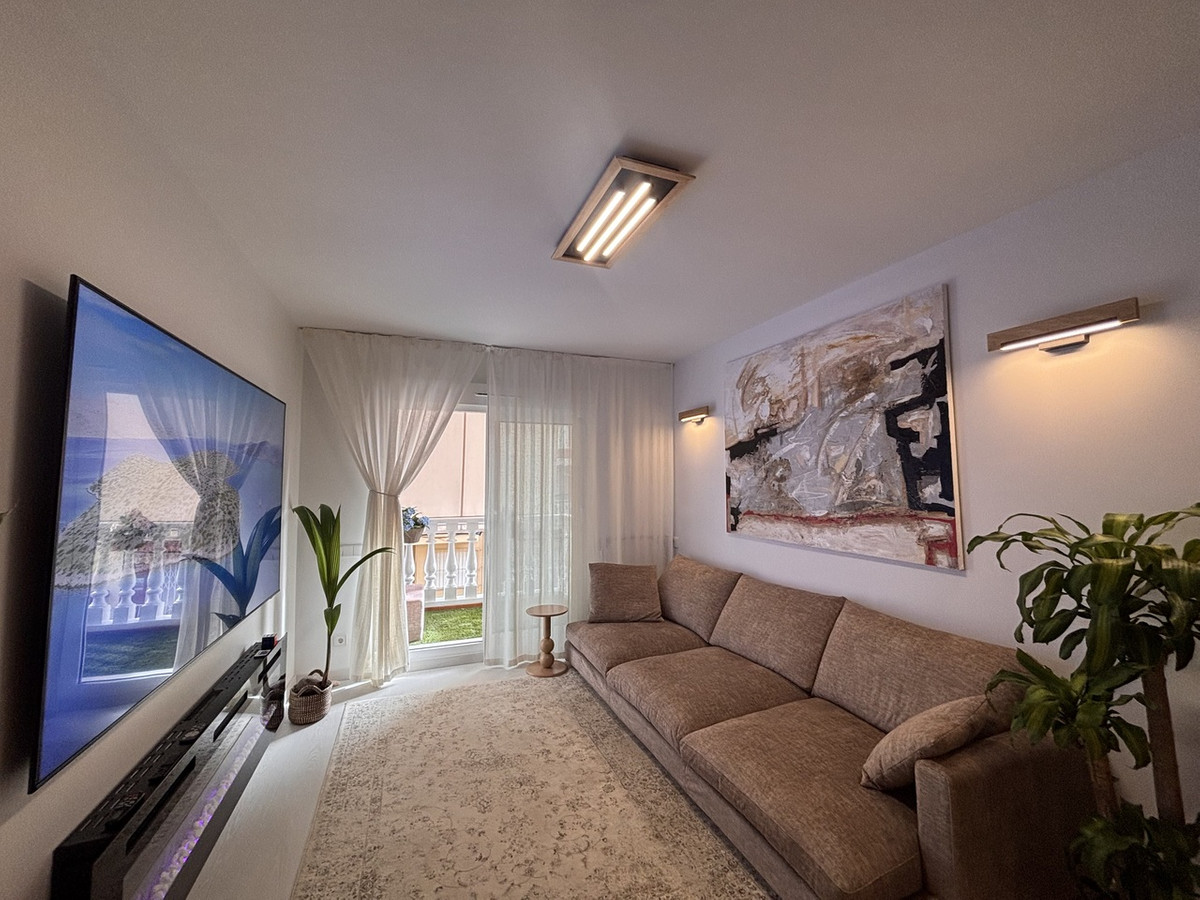 For sale - 2 Bedroom 1 Bathroom Apartment - Middle Floor Apartment in San Pedro del Pinatar - Lo Pagan  - Murcia