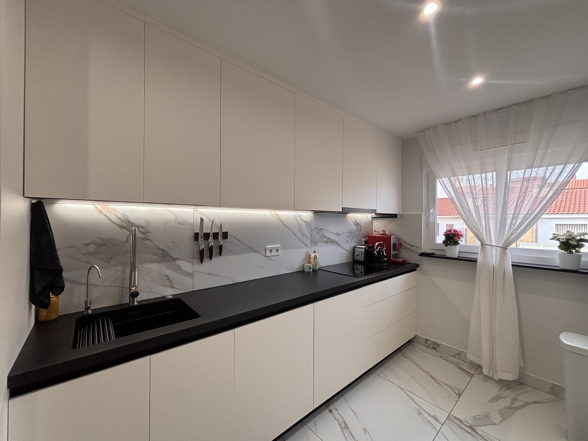 For sale - 2 Bedroom 1 Bathroom Apartment - Middle Floor Apartment in San Pedro del Pinatar - Lo Pagan  - Murcia