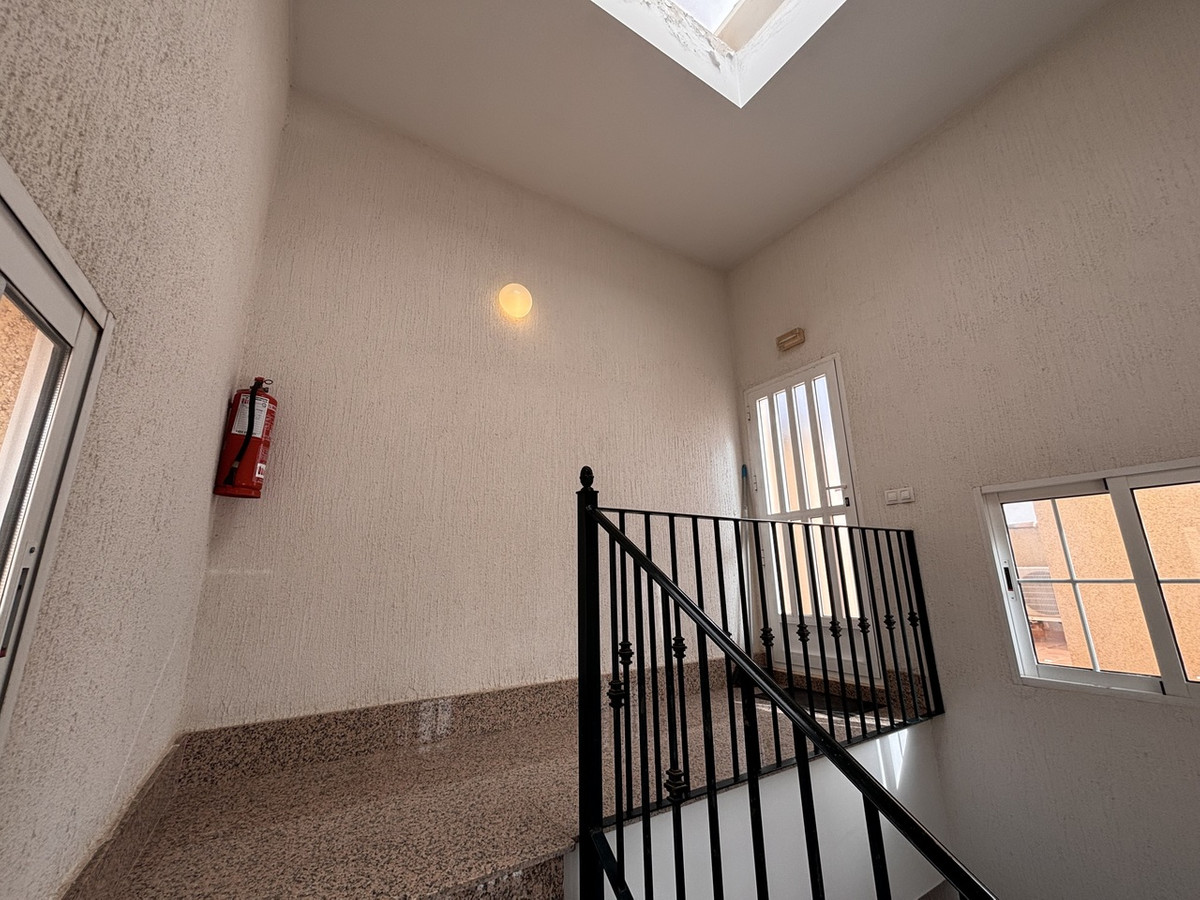 For sale - 2 Bedroom 1 Bathroom Apartment - Middle Floor Apartment in San Pedro del Pinatar - Lo Pagan  - Murcia