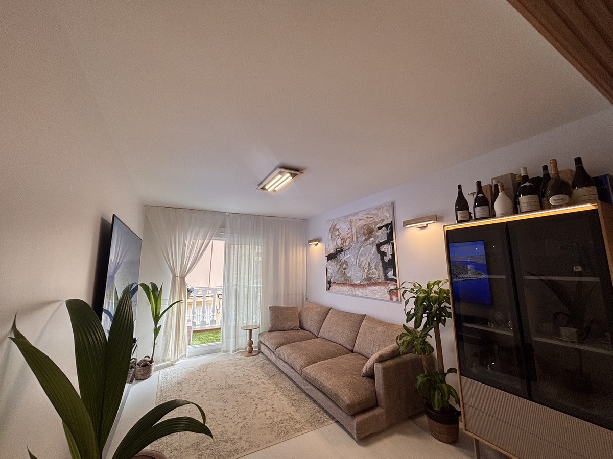 For sale - 2 Bedroom 1 Bathroom Apartment - Middle Floor Apartment in San Pedro del Pinatar - Lo Pagan  - Murcia