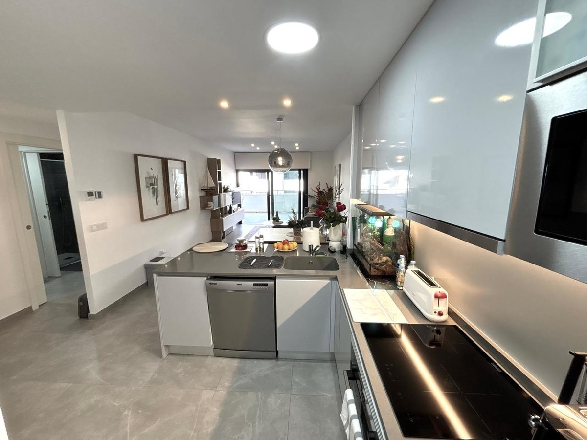 For sale - 2 Bedroom 1 Bathroom Apartment - Middle Floor Apartment in Orihuela - Playa Flamenca  - Alicante