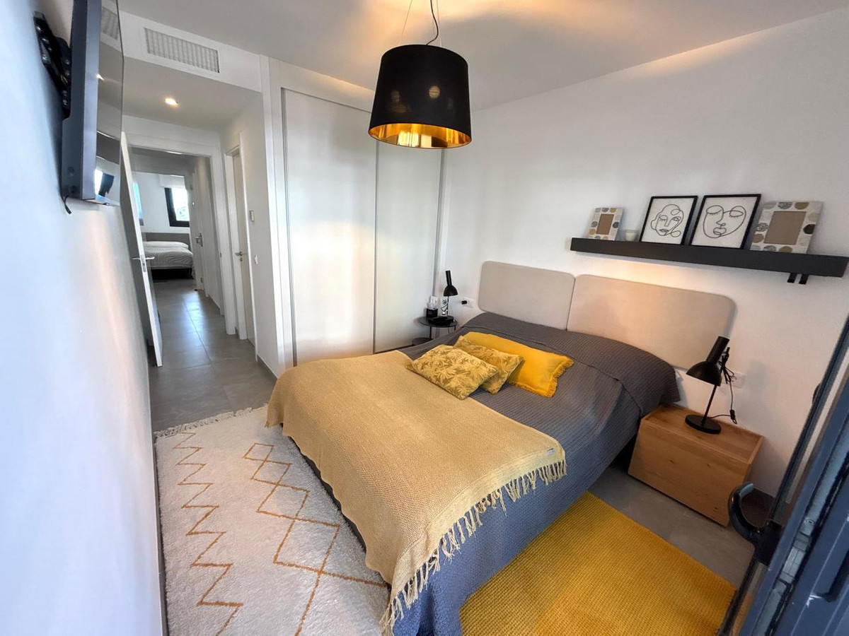 For sale - 2 Bedroom 1 Bathroom Apartment - Middle Floor Apartment in Orihuela - Playa Flamenca  - Alicante