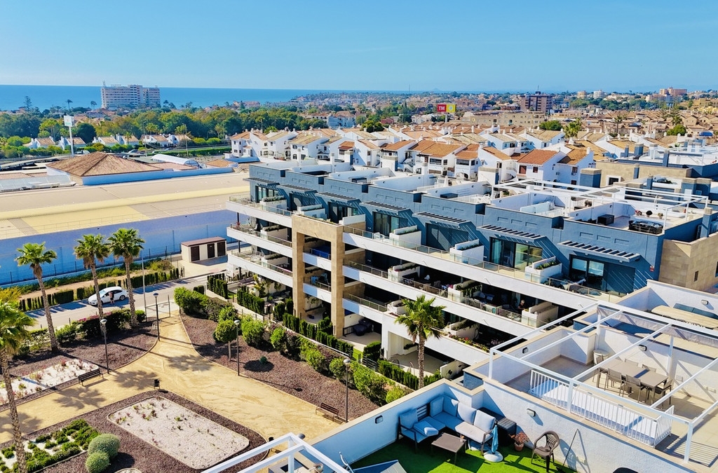 2 Bedroom 1 Bathroom Apartment - Middle Floor Apartment in Orihuela