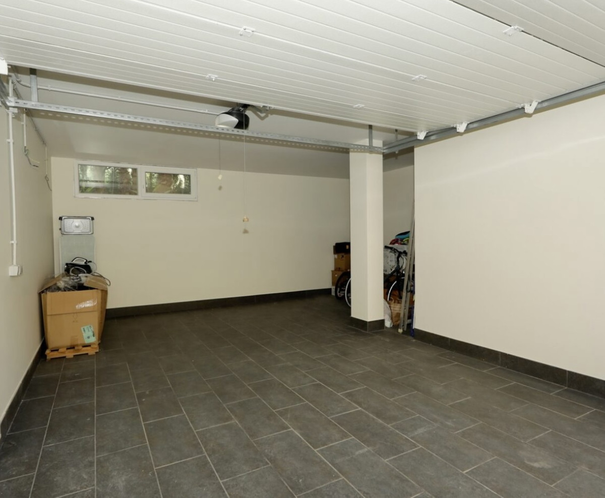 For sale - 5 Bedroom 4 Bathroom House - Detached Villa in Orihuela - La Zenia  - Alicante