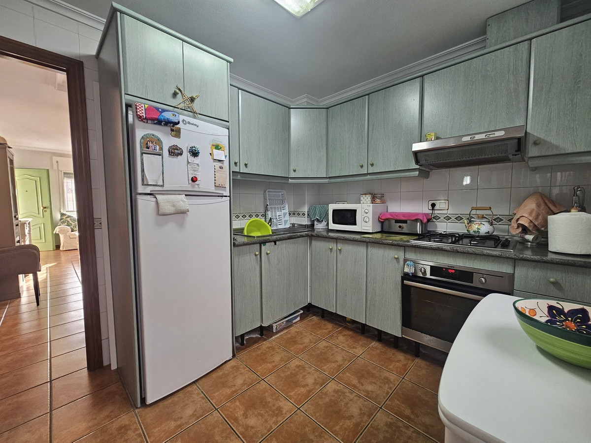 For sale - 3 Bedroom 2 Bathroom House - Bungalow in Orihuela - La Zenia  - Alicante