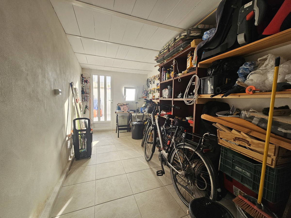 For sale - 3 Bedroom 2 Bathroom House - Bungalow in Orihuela - La Zenia  - Alicante