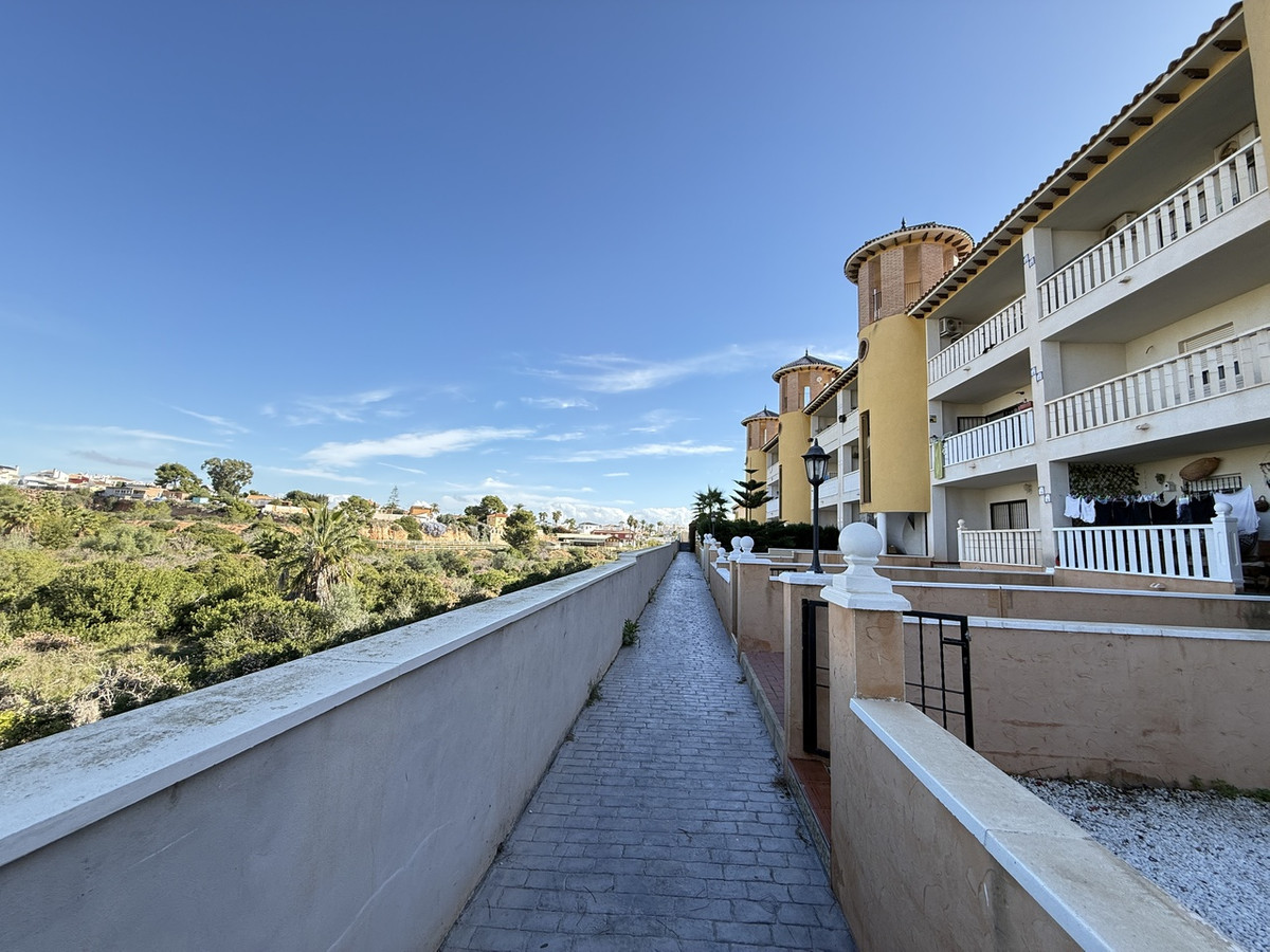 For sale - 2 Bedroom 1 Bathroom Apartment - Ground Floor Apartment in Orihuela - Cabo Roig  - Alicante