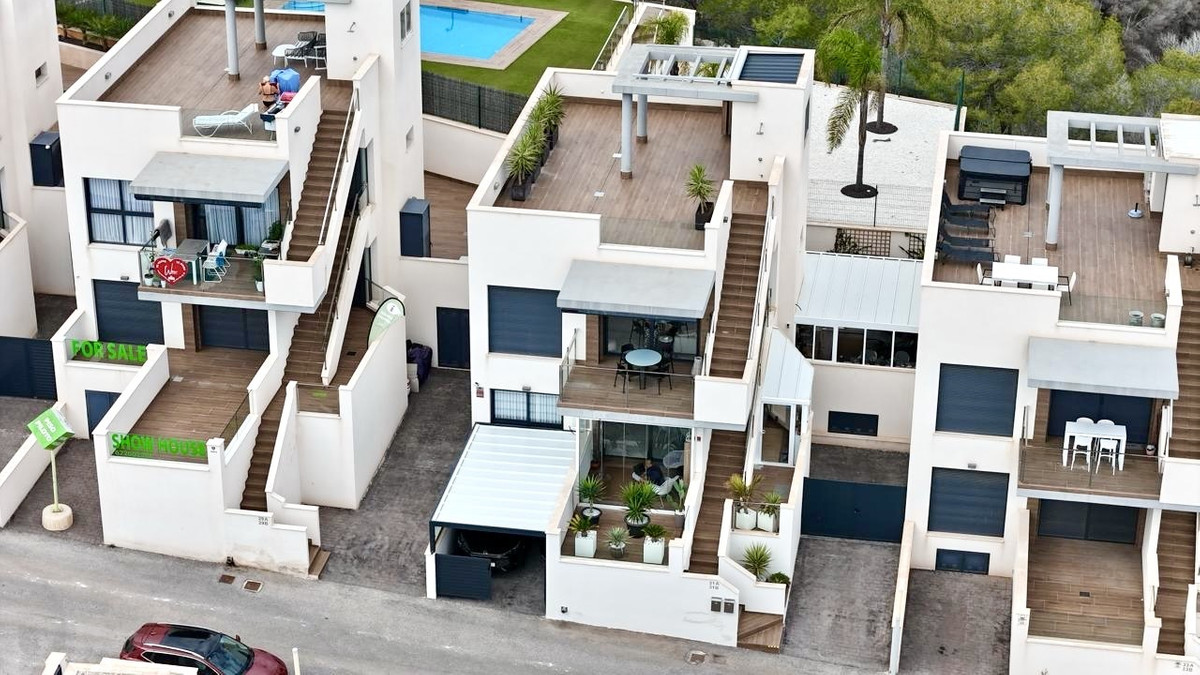 For sale - 2 Bedroom 2 Bathroom Apartment - Ground Floor Apartment in San Miguel de Salinas - San Miguel de Salinas Centro  - Alicante