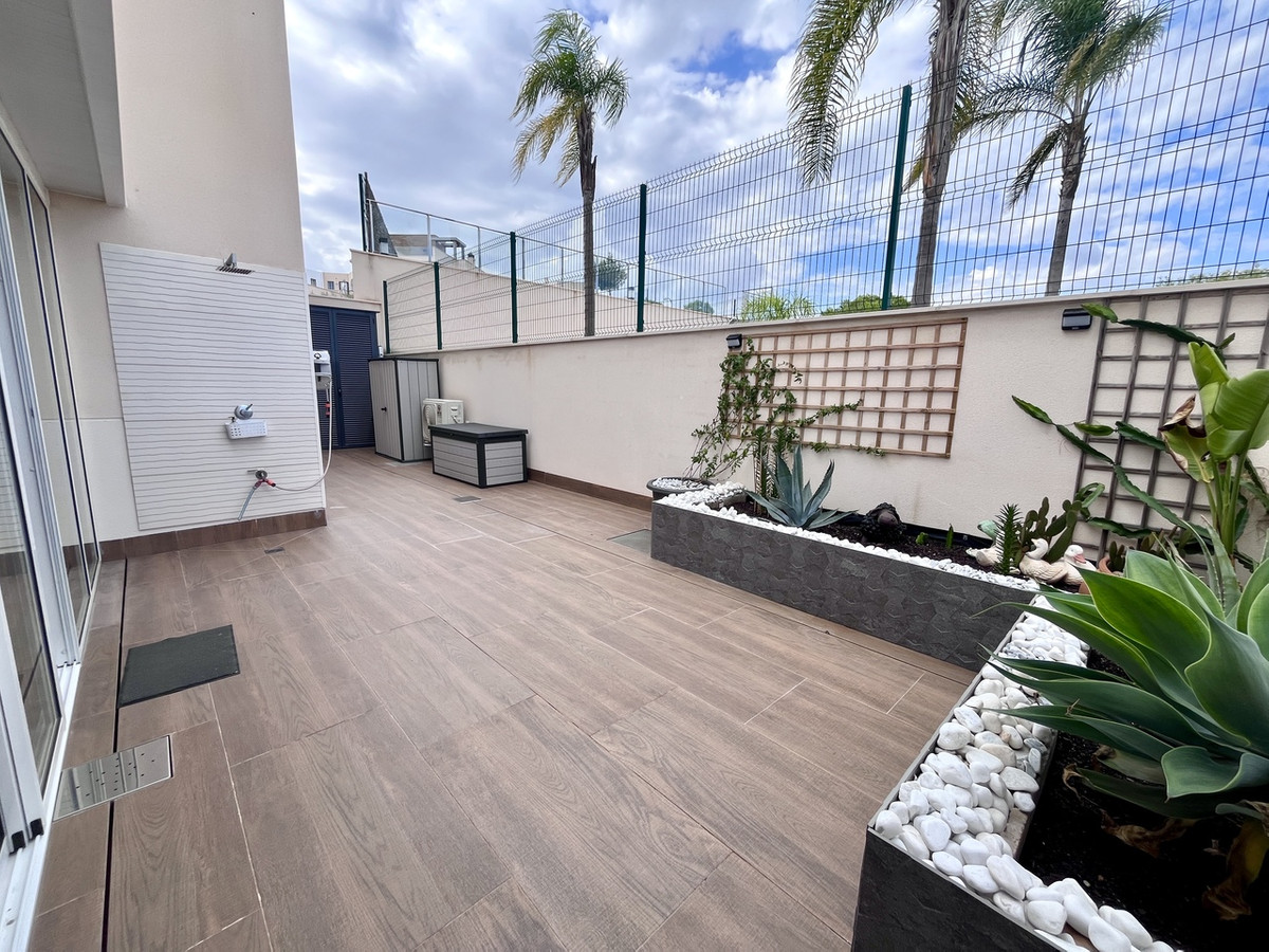 For sale - 2 Bedroom 2 Bathroom Apartment - Ground Floor Apartment in San Miguel de Salinas - San Miguel de Salinas Centro  - Alicante