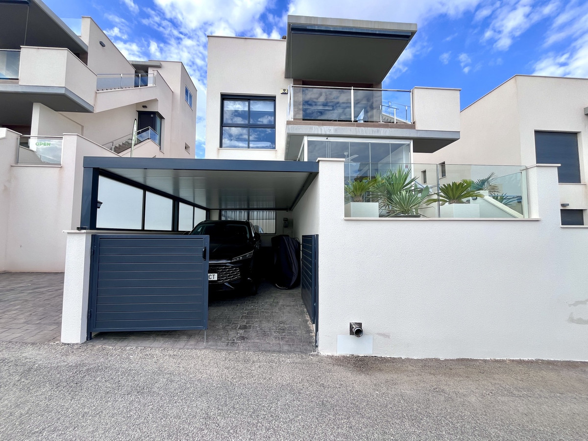 For sale - 2 Bedroom 2 Bathroom Apartment - Ground Floor Apartment in San Miguel de Salinas - San Miguel de Salinas Centro  - Alicante