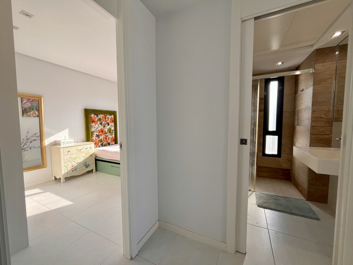 For sale - 3 Bedroom 2 Bathroom House - Detached Villa in Orihuela - Los Dolses  - Alicante