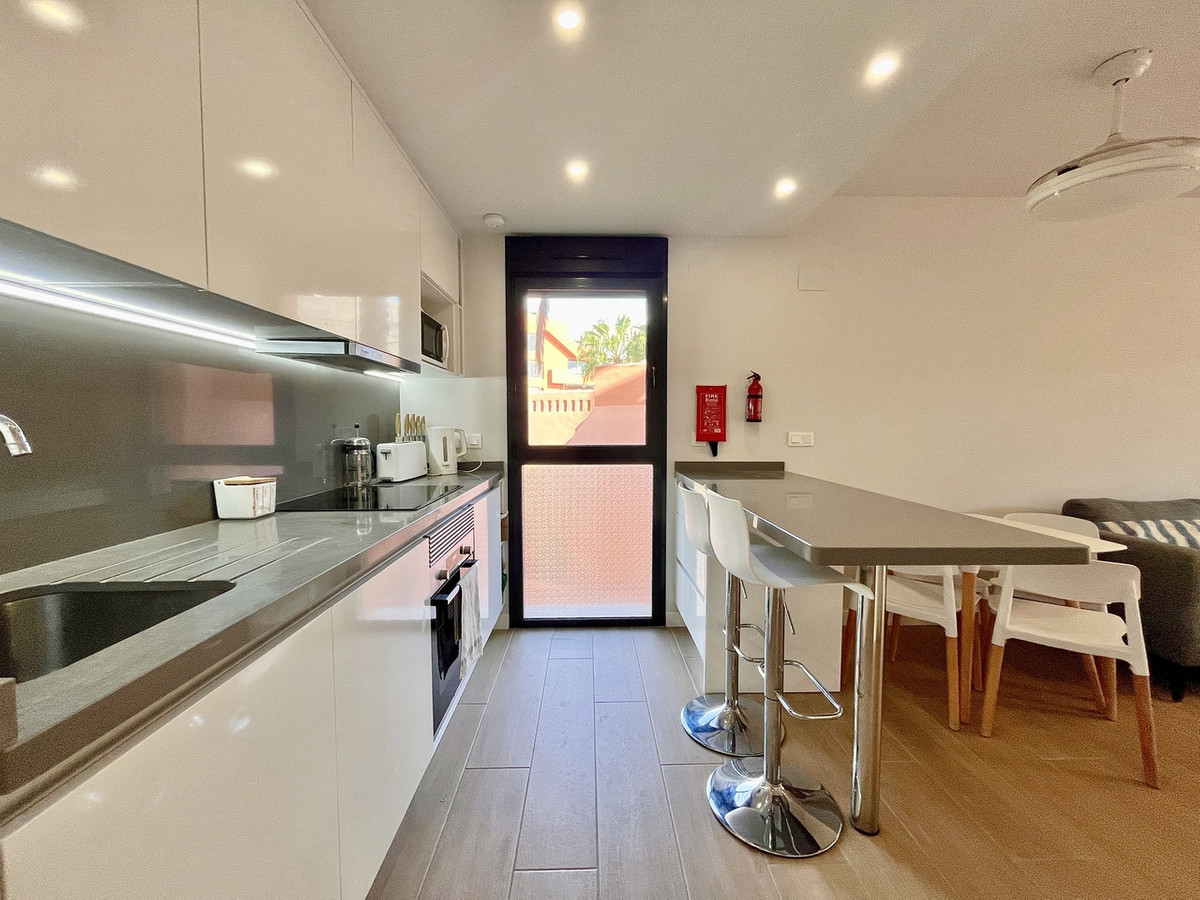 For sale - 2 Bedroom 2 Bathroom Apartment - Ground Floor Apartment in Orihuela - Los Dolses  - Alicante