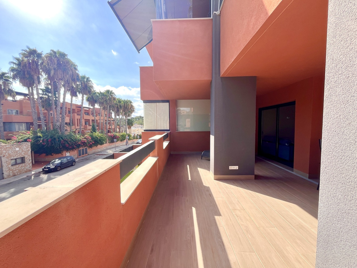 For sale - 2 Bedroom 2 Bathroom Apartment - Ground Floor Apartment in Orihuela - Los Dolses  - Alicante