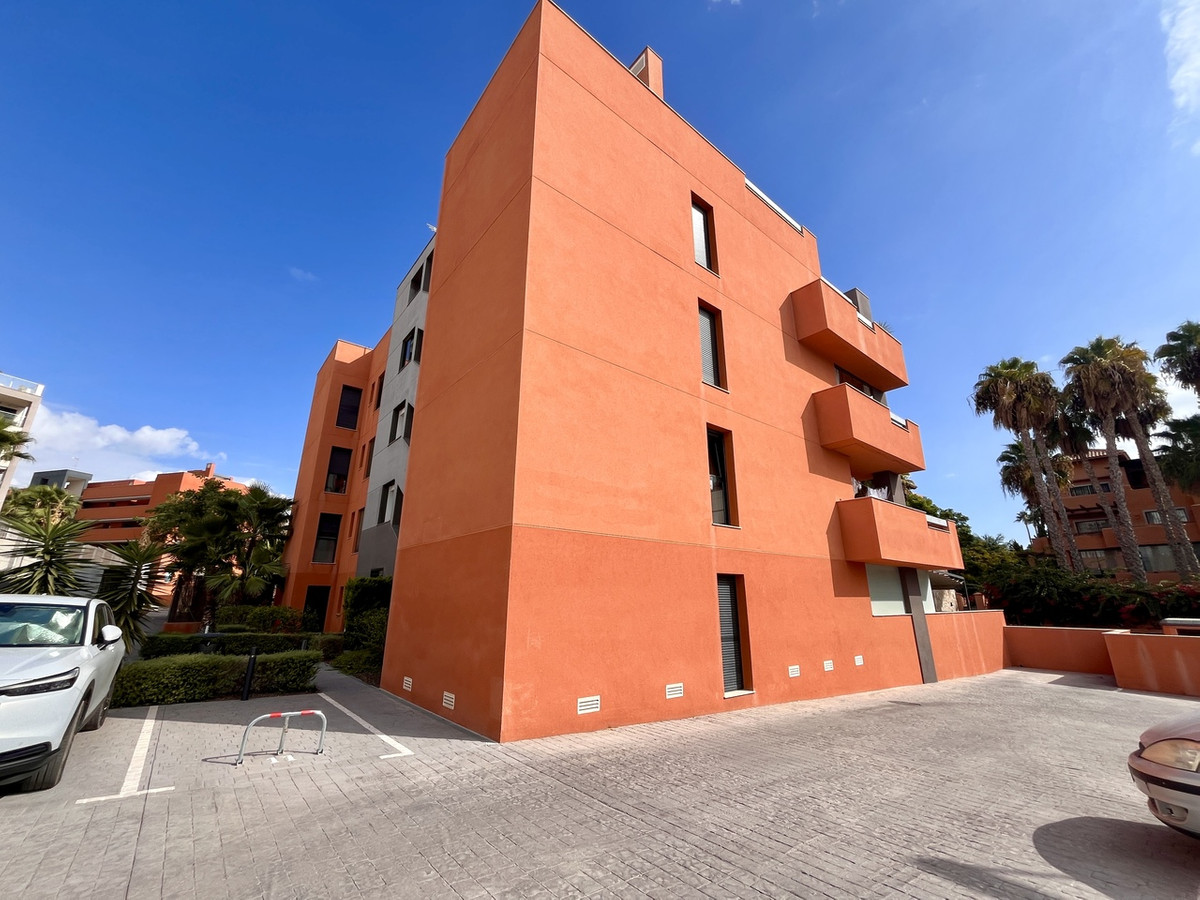 For sale - 2 Bedroom 2 Bathroom Apartment - Ground Floor Apartment in Orihuela - Los Dolses  - Alicante