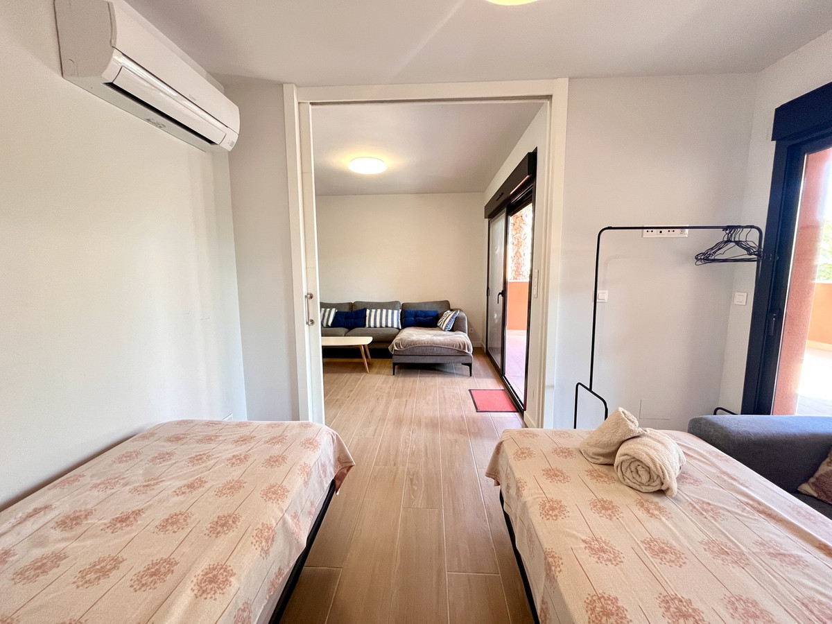For sale - 2 Bedroom 2 Bathroom Apartment - Ground Floor Apartment in Orihuela - Los Dolses  - Alicante