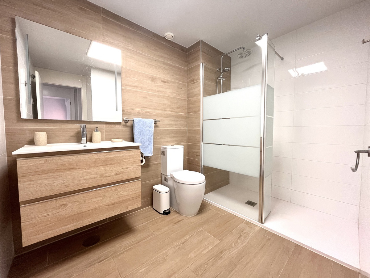 For sale - 2 Bedroom 2 Bathroom Apartment - Ground Floor Apartment in Orihuela - Los Dolses  - Alicante