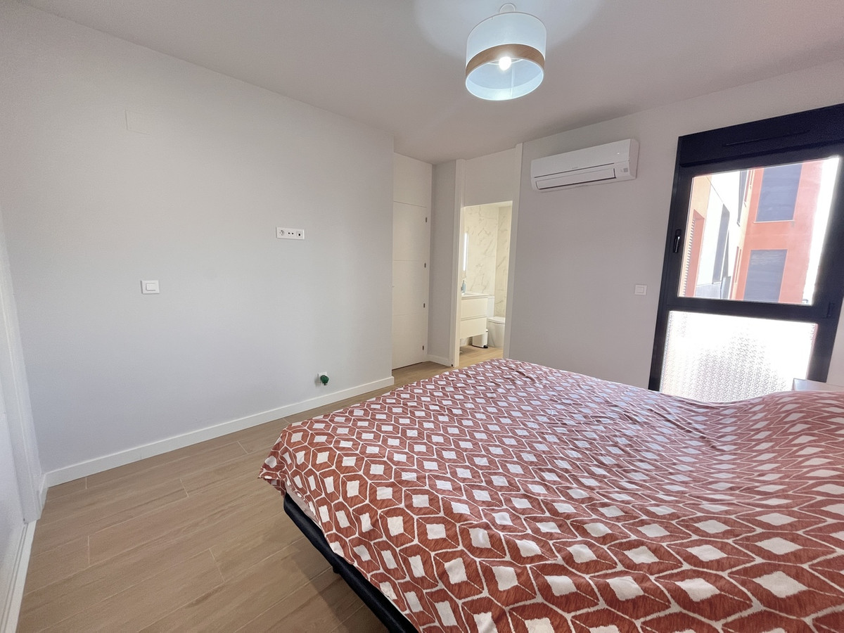 For sale - 2 Bedroom 2 Bathroom Apartment - Middle Floor Apartment in Orihuela - Villamartin  - Alicante