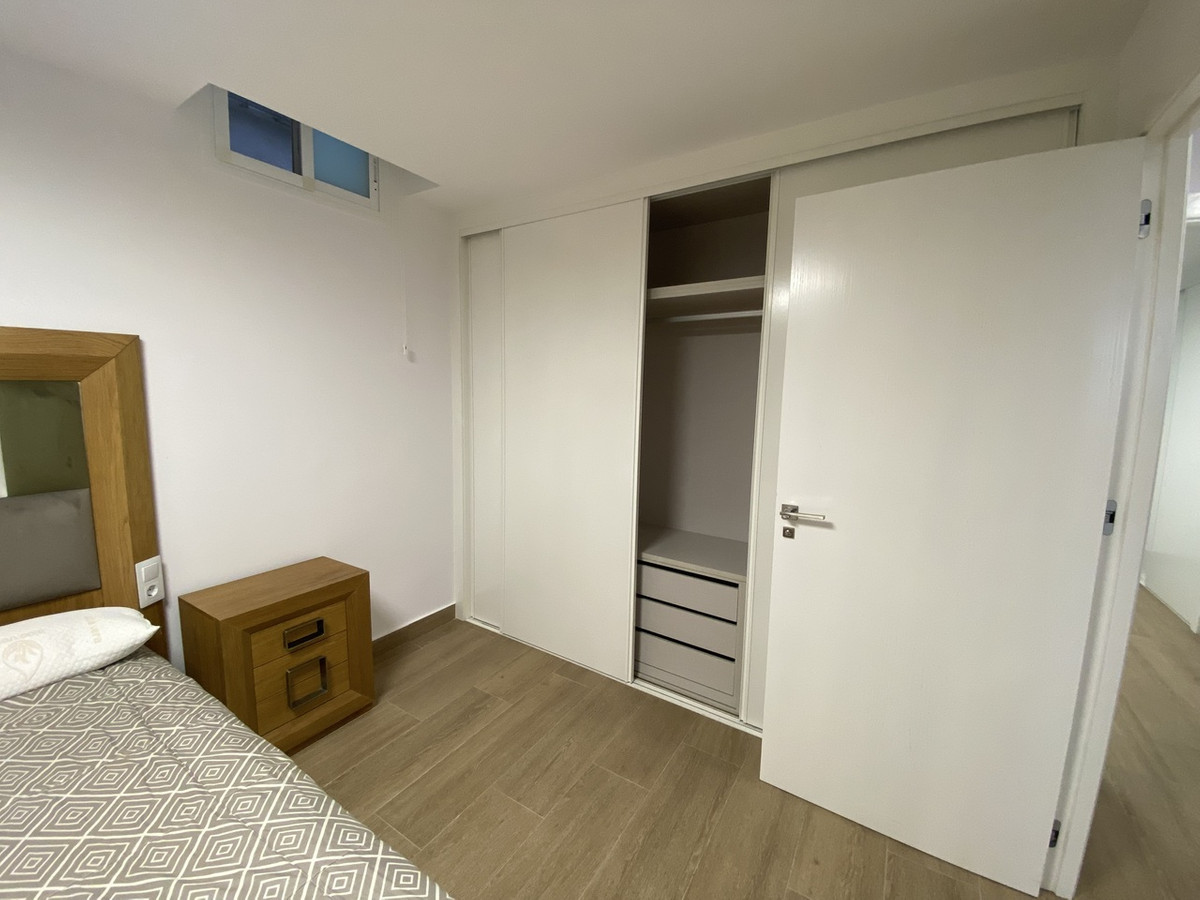 For sale - 5 Bedroom 4 Bathroom House - Detached Villa in Orihuela - Dehesa de Campoamor  - Alicante