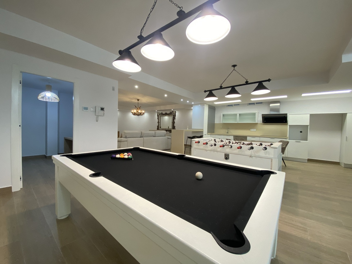 For sale - 5 Bedroom 4 Bathroom House - Detached Villa in Orihuela - Dehesa de Campoamor  - Alicante