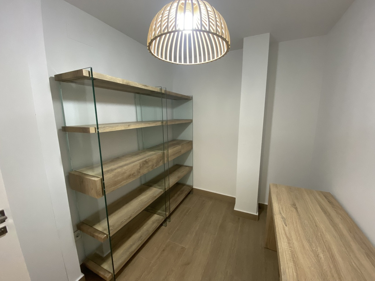 For sale - 5 Bedroom 4 Bathroom House - Detached Villa in Orihuela - Dehesa de Campoamor  - Alicante