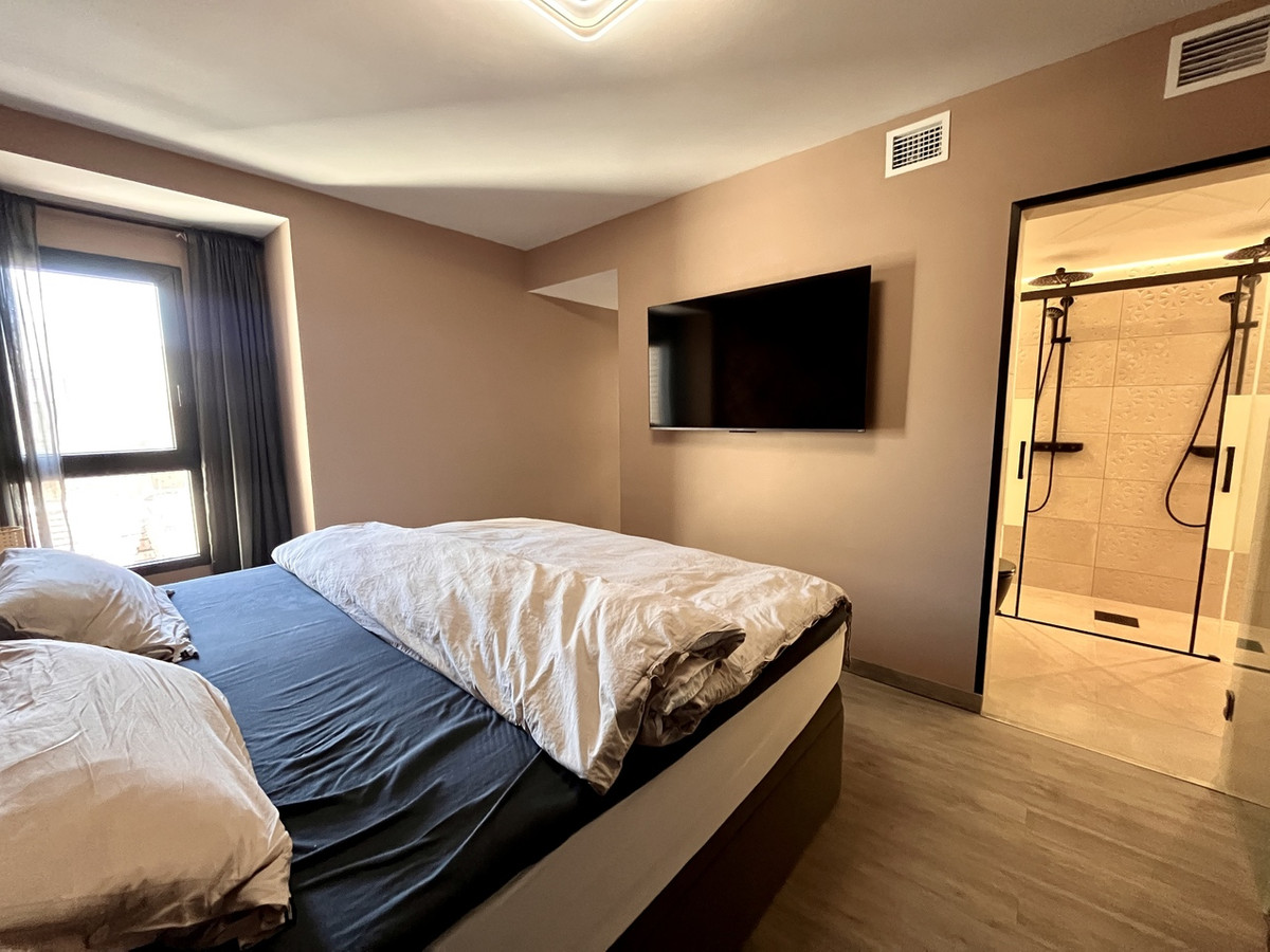 For sale - 4 Bedroom 2 Bathroom Apartment - Middle Floor Apartment in Almoradi - Almoradi Centro  - Alicante