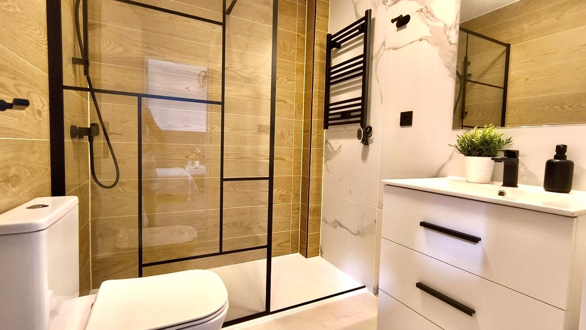 For sale - 3 Bedroom 2 Bathroom Townhouse in Playa Flamenca - Los Altos  - Alicante