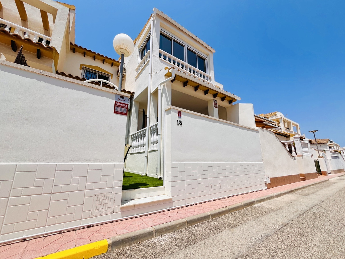 For sale - 3 Bedroom 2 Bathroom Townhouse in Los Altos  - Los Altos  - Alicante