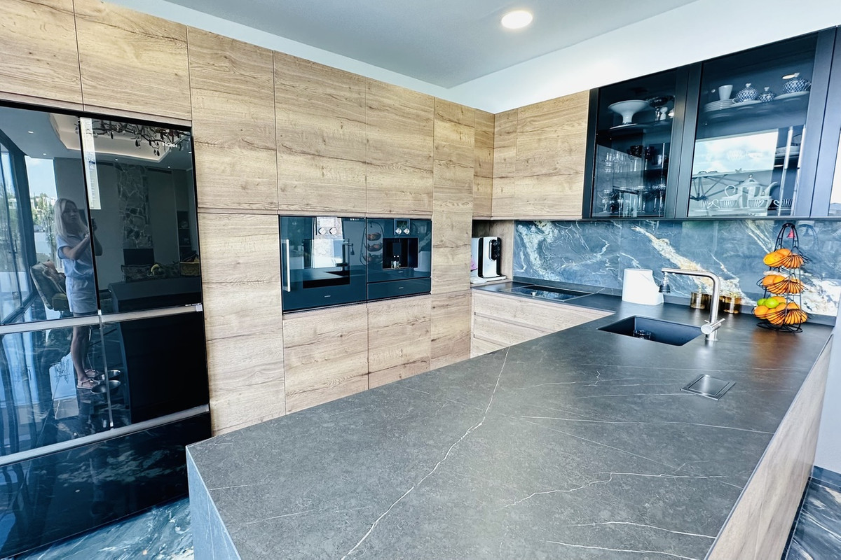 For sale - 6 Bedroom 4 Bathroom House - Detached Villa in Orihuela - Las Colinas Golf  - Alicante