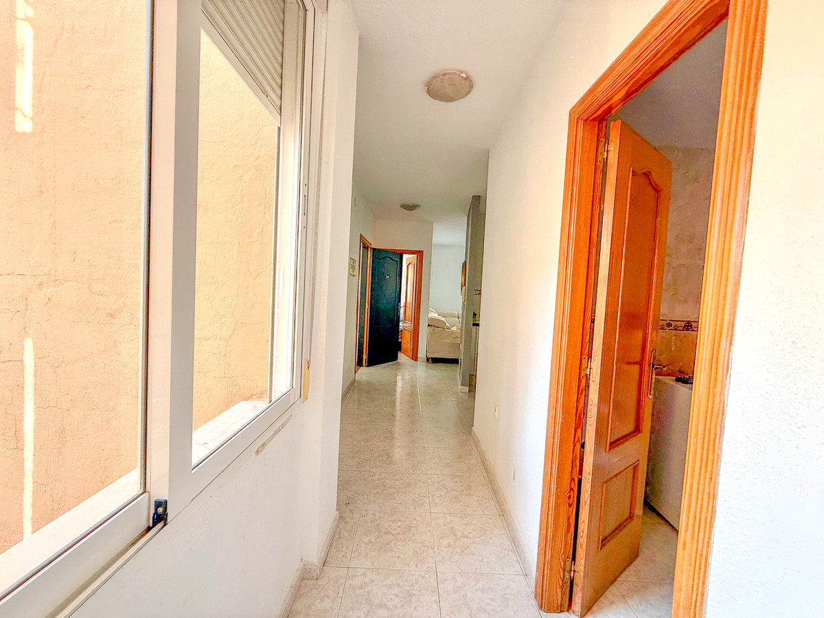 For sale - 5 Bedroom 3 Bathroom Apartment - Ground Floor Apartment in San Miguel de Salinas - San Miguel de Salinas Centro  - Alicante