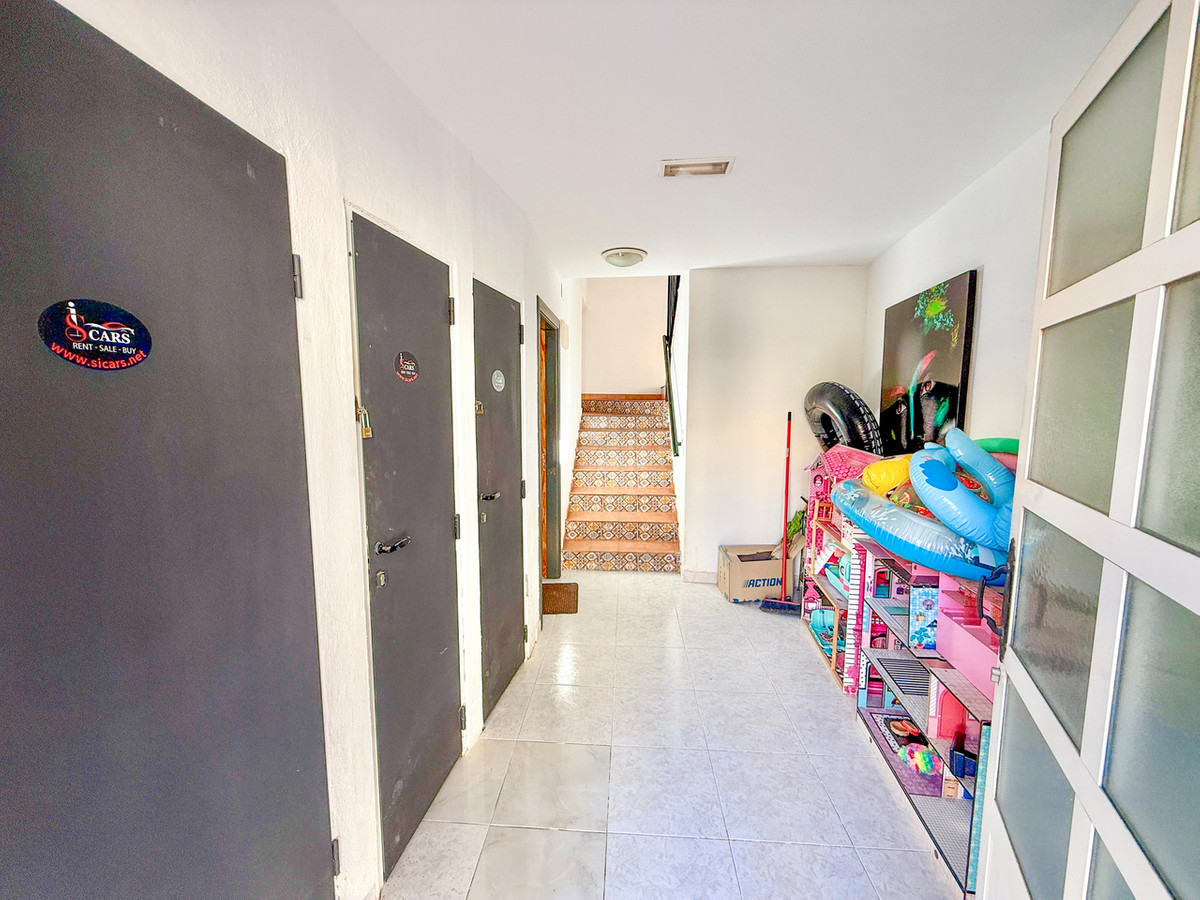 For sale - 5 Bedroom 3 Bathroom Apartment - Ground Floor Apartment in San Miguel de Salinas - San Miguel de Salinas Centro  - Alicante