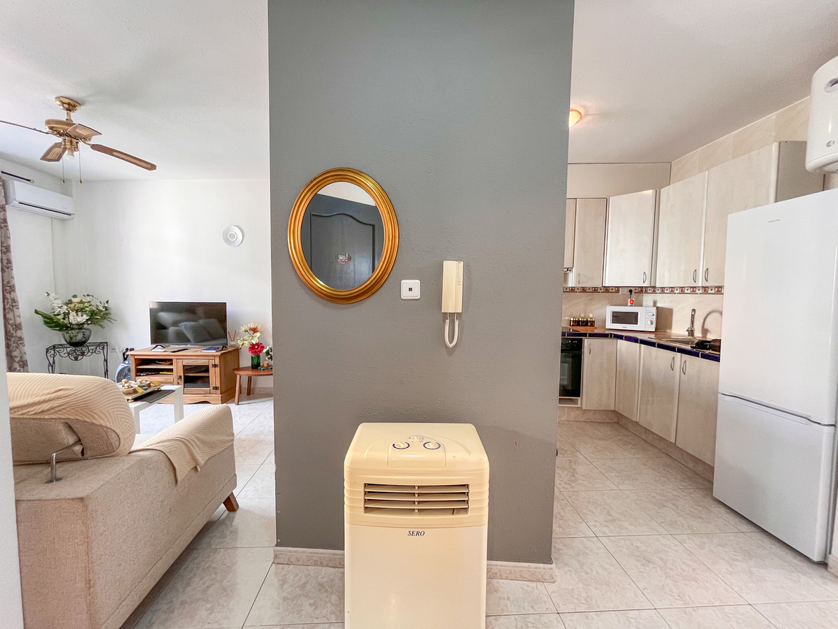 For sale - 5 Bedroom 3 Bathroom Apartment - Ground Floor Apartment in San Miguel de Salinas - San Miguel de Salinas Centro  - Alicante