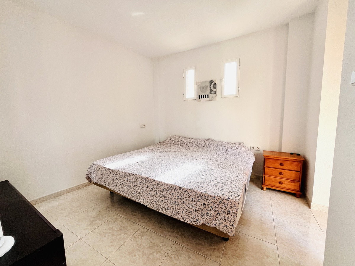 For sale - 5 Bedroom 3 Bathroom Apartment - Ground Floor Apartment in San Miguel de Salinas - San Miguel de Salinas Centro  - Alicante