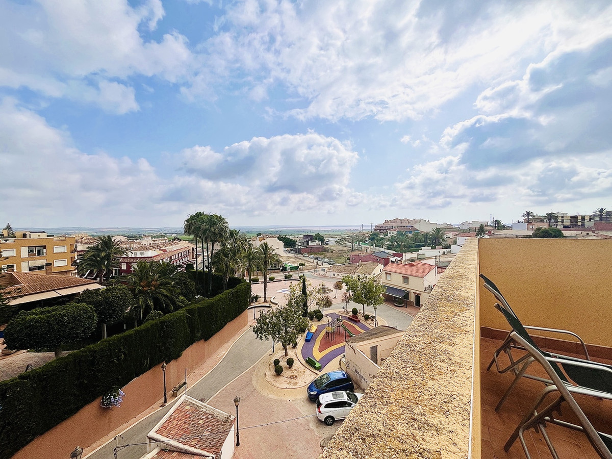 For sale - 5 Bedroom 3 Bathroom Apartment - Ground Floor Apartment in San Miguel de Salinas - San Miguel de Salinas Centro  - Alicante