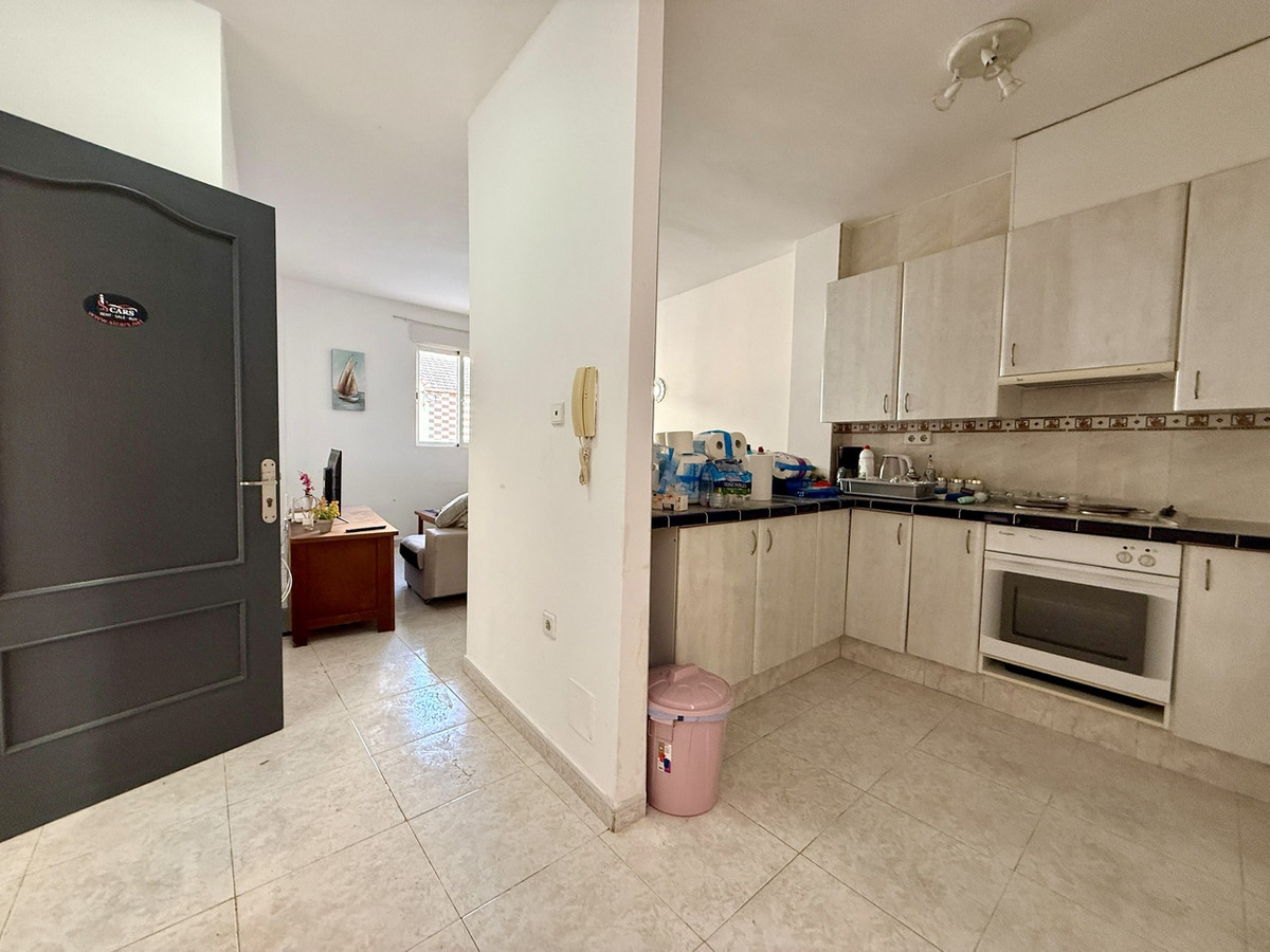 For sale - 5 Bedroom 3 Bathroom Apartment - Ground Floor Apartment in San Miguel de Salinas - San Miguel de Salinas Centro  - Alicante