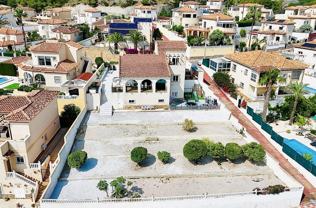 5 Bedroom 3 Bathroom House - Detached Villa in San Miguel de Salinas