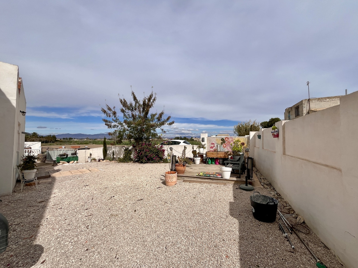 For sale - 3 Bedroom 2 Bathroom House - Finca - Cortijo in Dolores - Dolores Centro  - Alicante