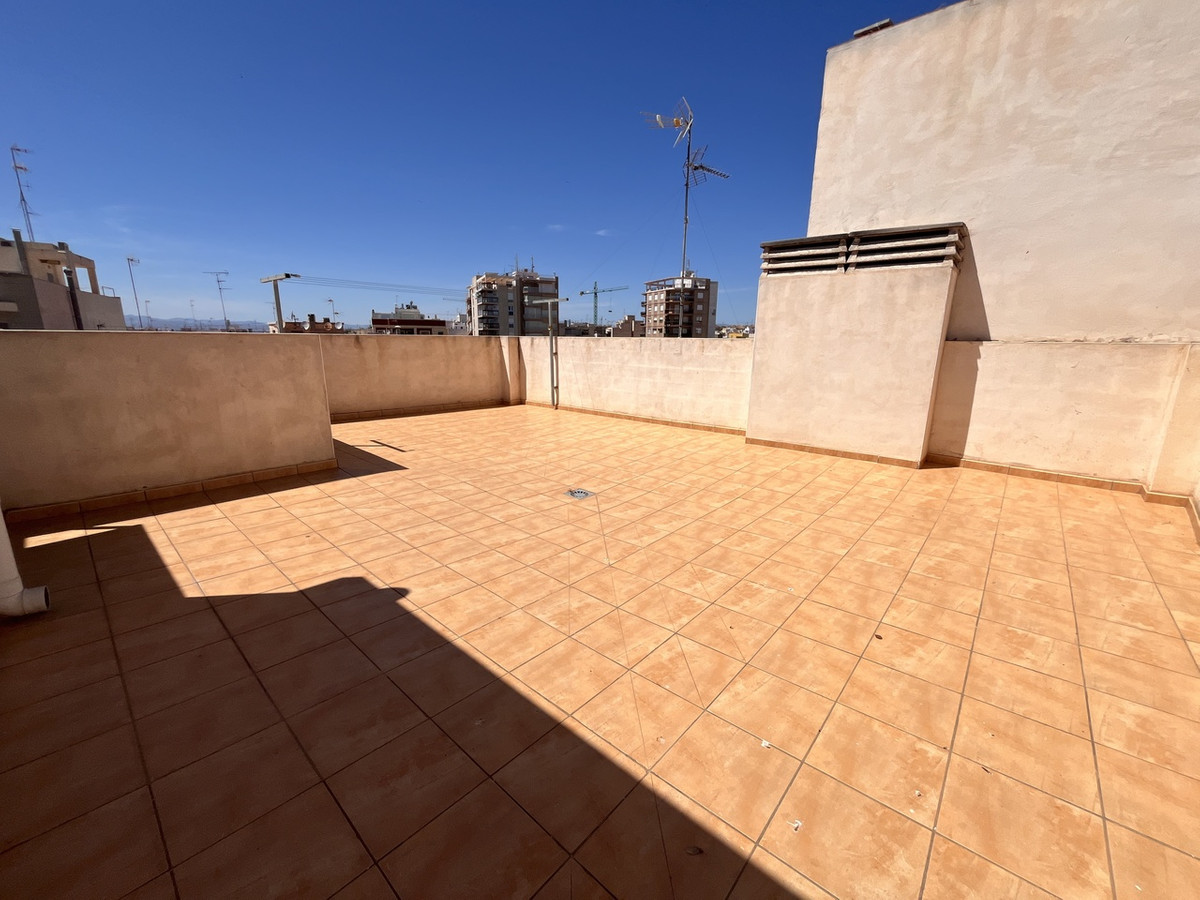 For sale - 4 Bedroom 2 Bathroom Apartment - Middle Floor Apartment in Santa Pola - Santa Pola Centro  - Alicante