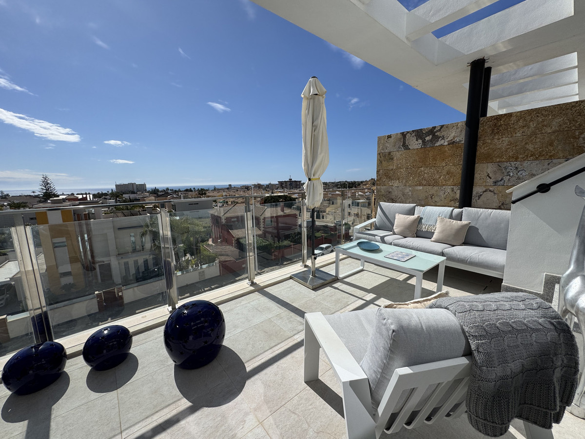 For sale - 2 Bedroom 2 Bathroom Apartment - Penthouse in Orihuela - Playa Flamenca  - Alicante