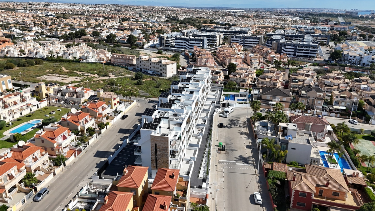 For sale - 2 Bedroom 2 Bathroom Apartment - Penthouse in Orihuela - Playa Flamenca  - Alicante