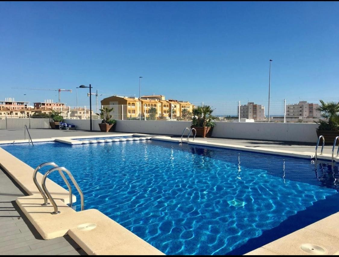 For sale - 2 Bedroom 2 Bathroom Apartment - Ground Floor Apartment in Orihuela - Los Dolses  - Alicante