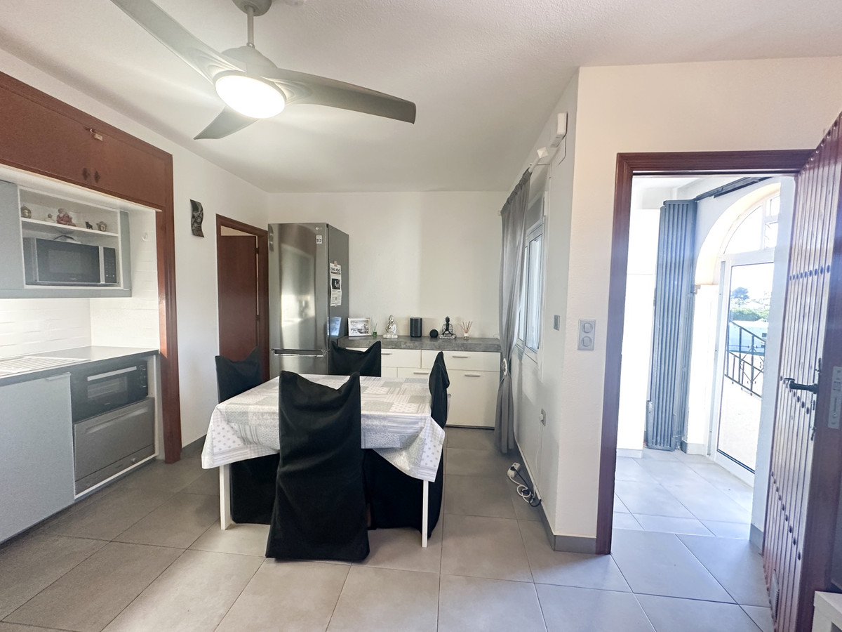 For sale - 1 Bedroom 1 Bathroom Ground Floor Apartment in Villamartin  - Villamartin  - Alicante