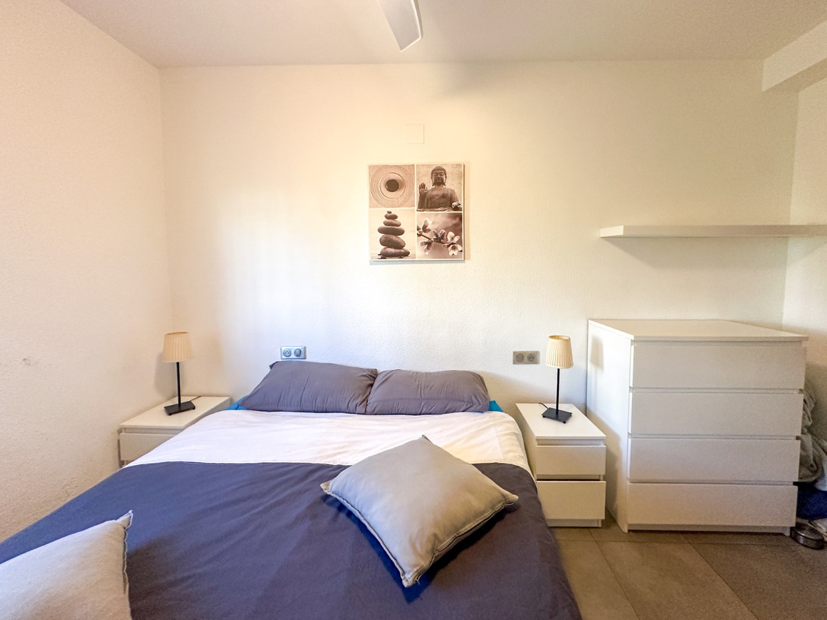 For sale - 1 Bedroom 1 Bathroom Ground Floor Apartment in Villamartin  - Villamartin  - Alicante