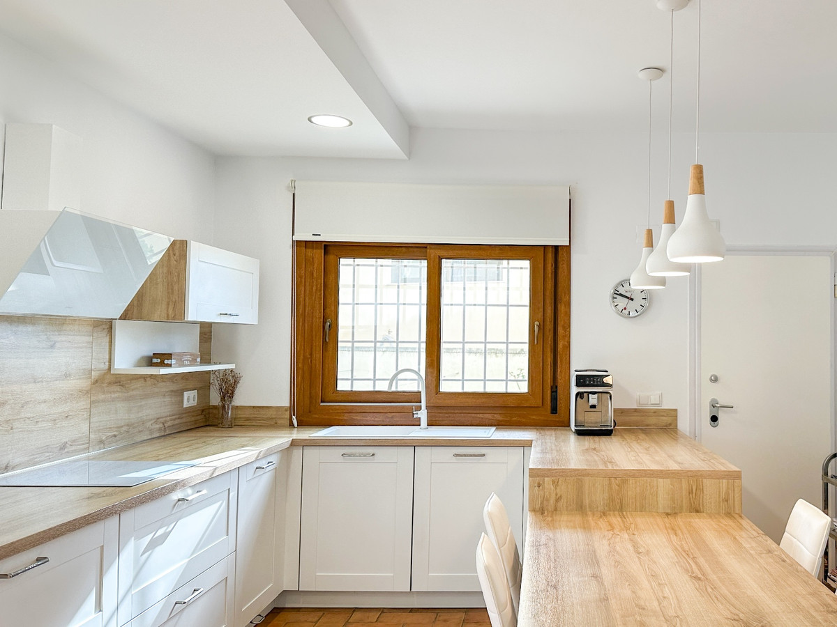 For sale - 7 Bedroom 5 Bathroom House - Detached Villa in Orihuela - Dehesa de Campoamor  - Alicante