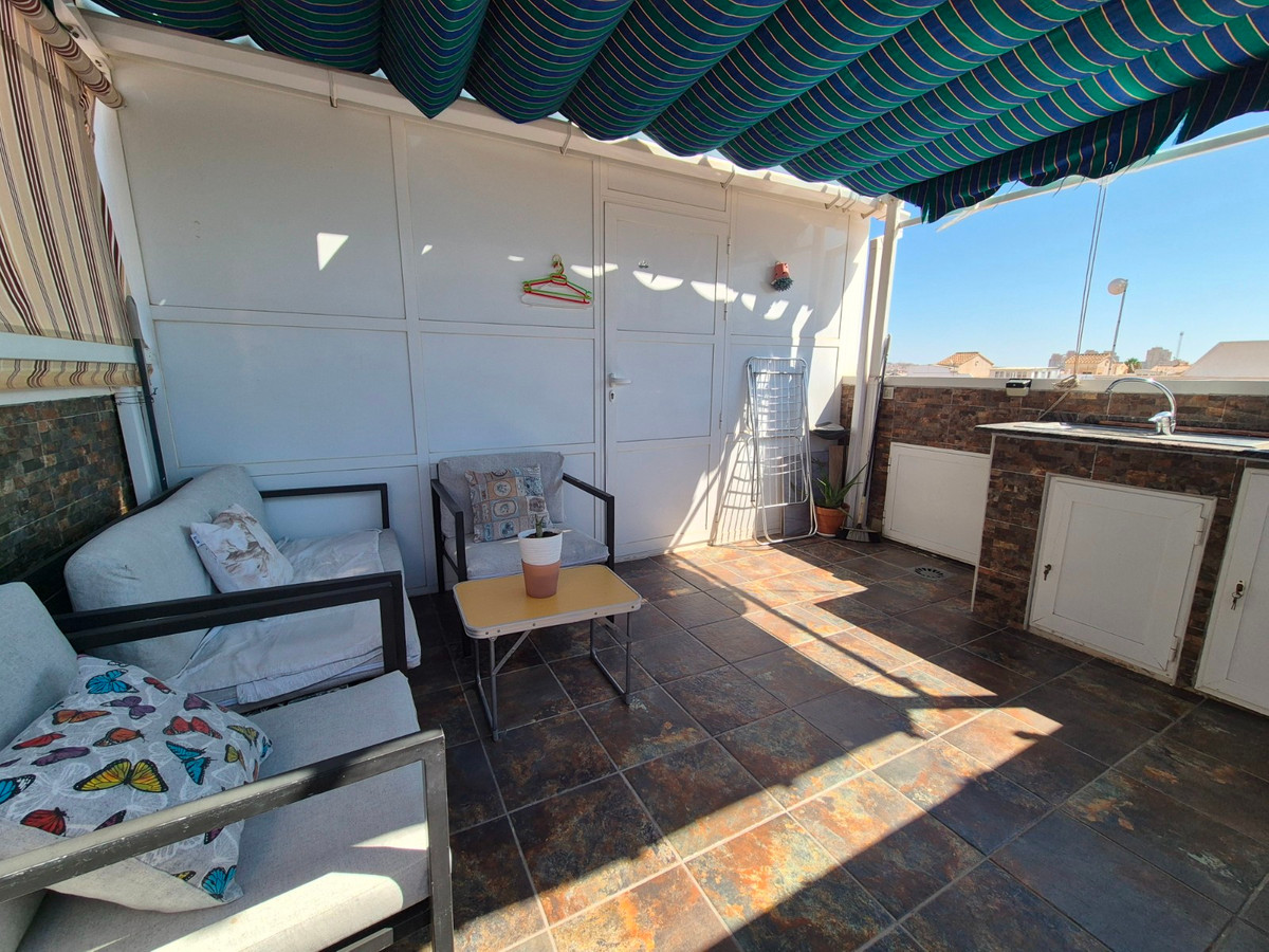 For sale - 2 Bedroom 1 Bathroom House - Bungalow in Torrevieja - Torrevieja Centro  - Alicante
