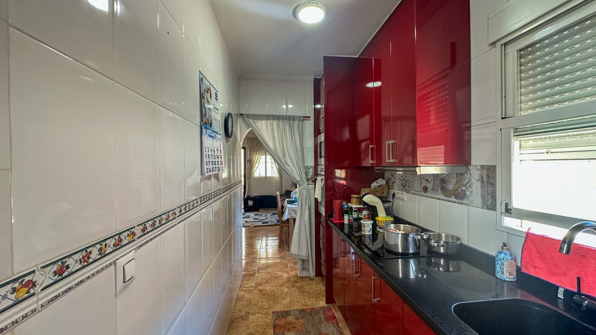 For sale - 2 Bedroom 1 Bathroom House - Bungalow in Torrevieja - Torrevieja Centro  - Alicante
