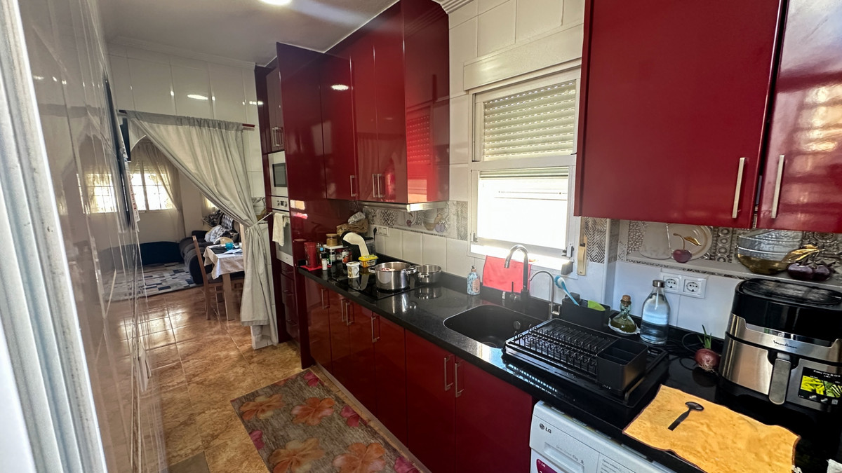For sale - 2 Bedroom 1 Bathroom House - Bungalow in Torrevieja - Torrevieja Centro  - Alicante